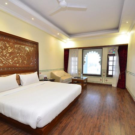 Aaram Mahal By Pachar Group Hotell Udaipur Exteriör bild