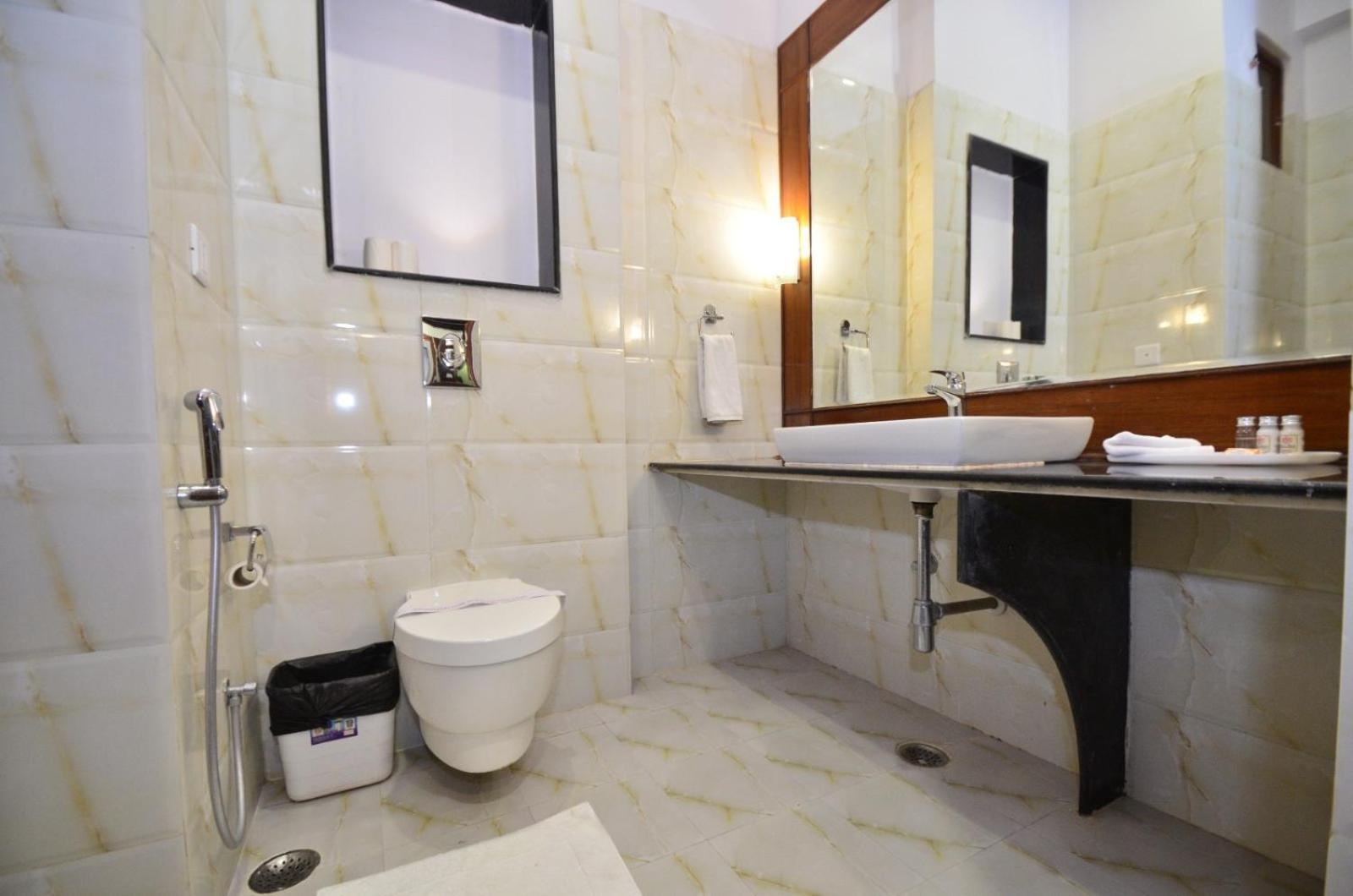 Aaram Mahal By Pachar Group Hotell Udaipur Exteriör bild