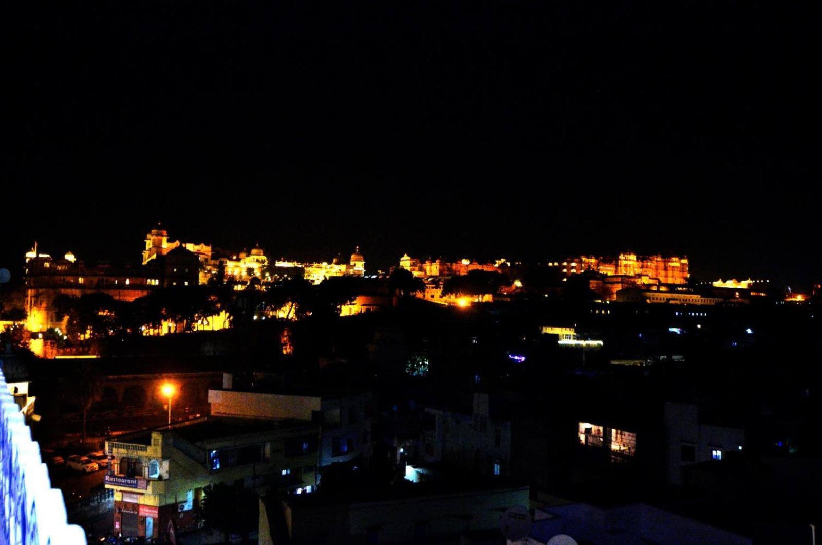 Aaram Mahal By Pachar Group Hotell Udaipur Exteriör bild