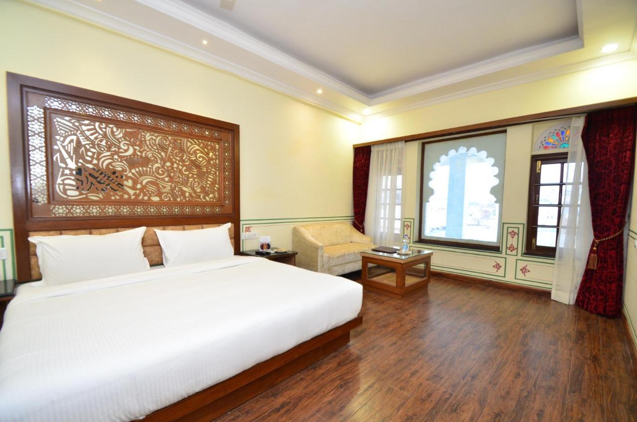 Aaram Mahal By Pachar Group Hotell Udaipur Exteriör bild