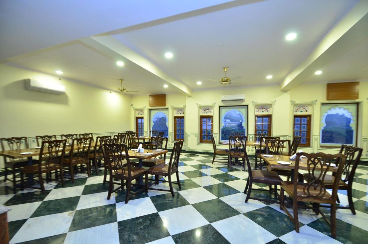 Aaram Mahal By Pachar Group Hotell Udaipur Exteriör bild