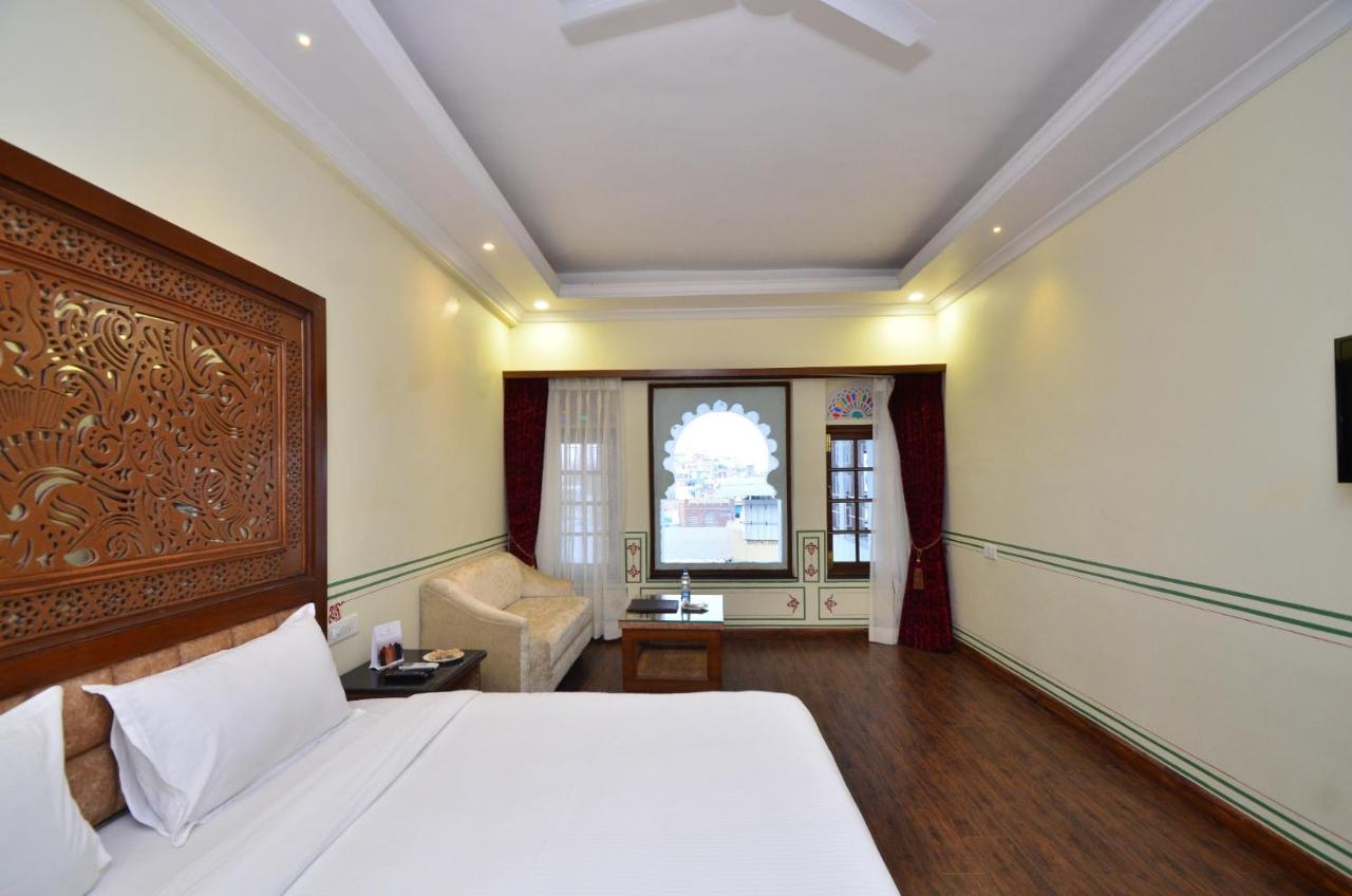 Aaram Mahal By Pachar Group Hotell Udaipur Exteriör bild