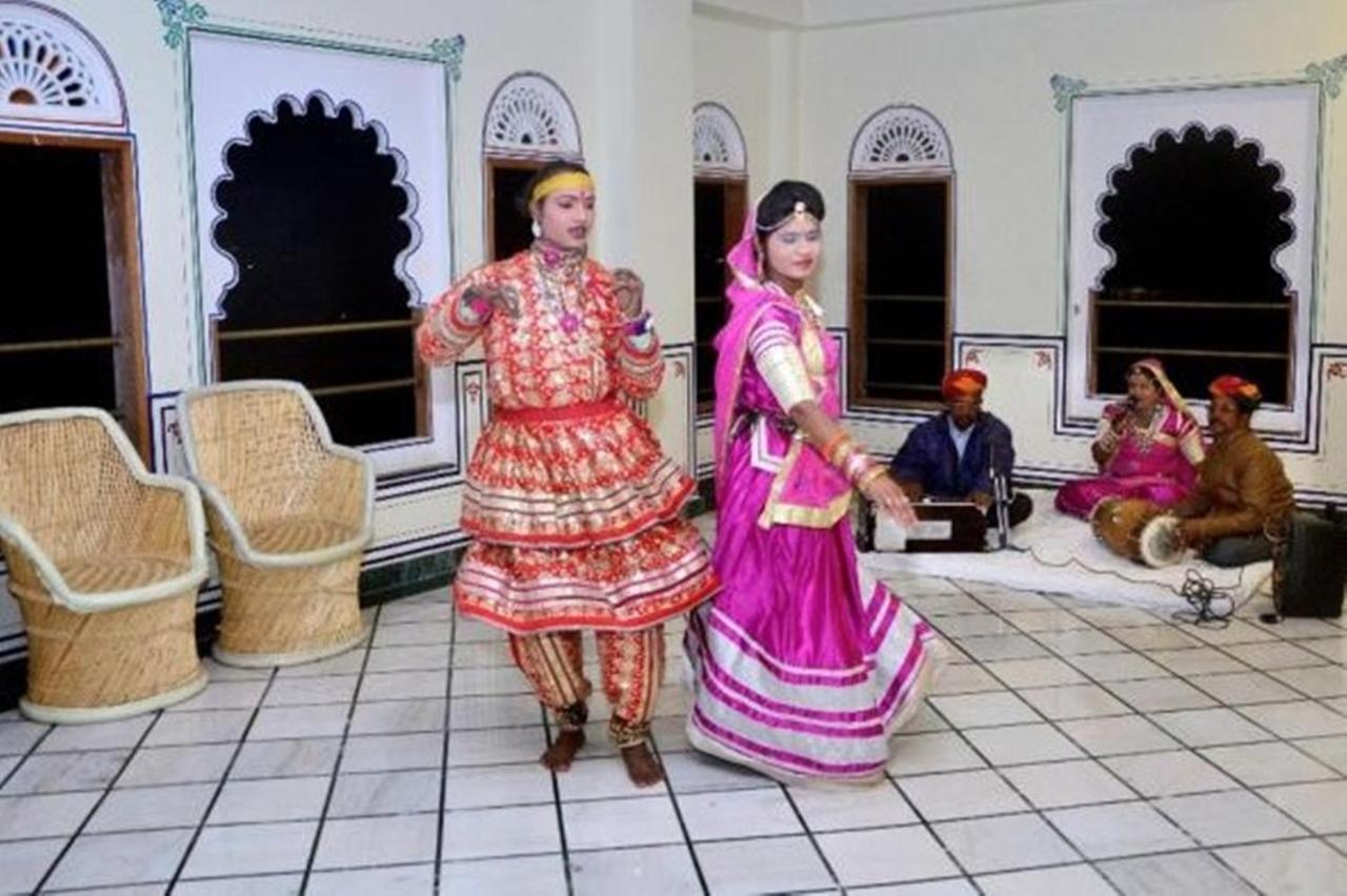 Aaram Mahal By Pachar Group Hotell Udaipur Exteriör bild
